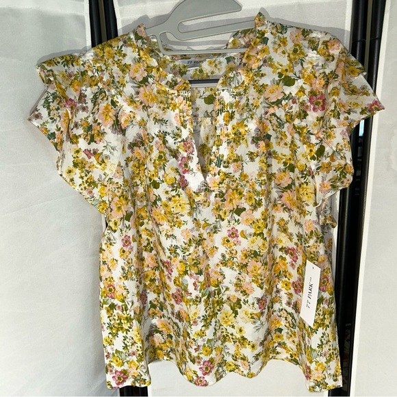 White Ruffled Flutter Sleeve Blouse with Peter Pan Collar - Picture 1 of 9